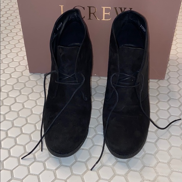 Lightly worn black suede heeled boots - Picture 2 of 6